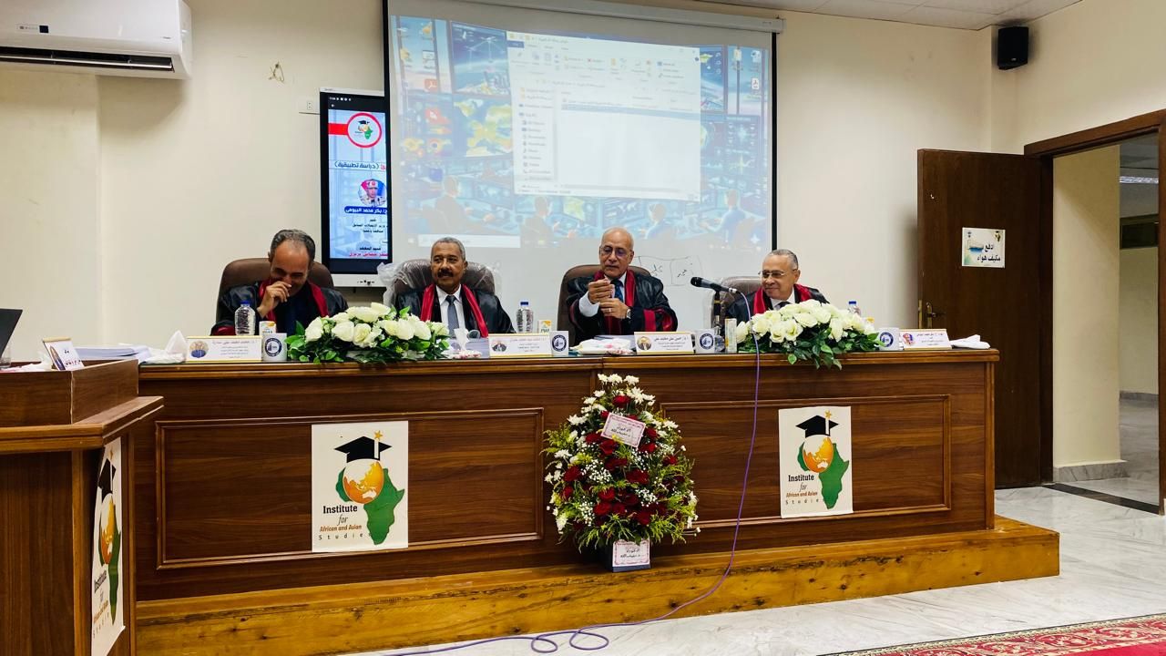جامعة قناة السويس تمنح اللواء هنري إبراهيم الدكتوراه في الفلسفة (2) جامعة قناة السويس تمنح اللواء هنري إبراهيم الدكتوراه في الفلسفة (2)