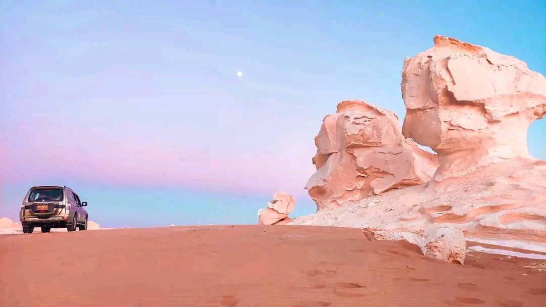 الصخور المجسمة مقصد سياح السفارى الصخور المجسمة مقصد سياح السفارى