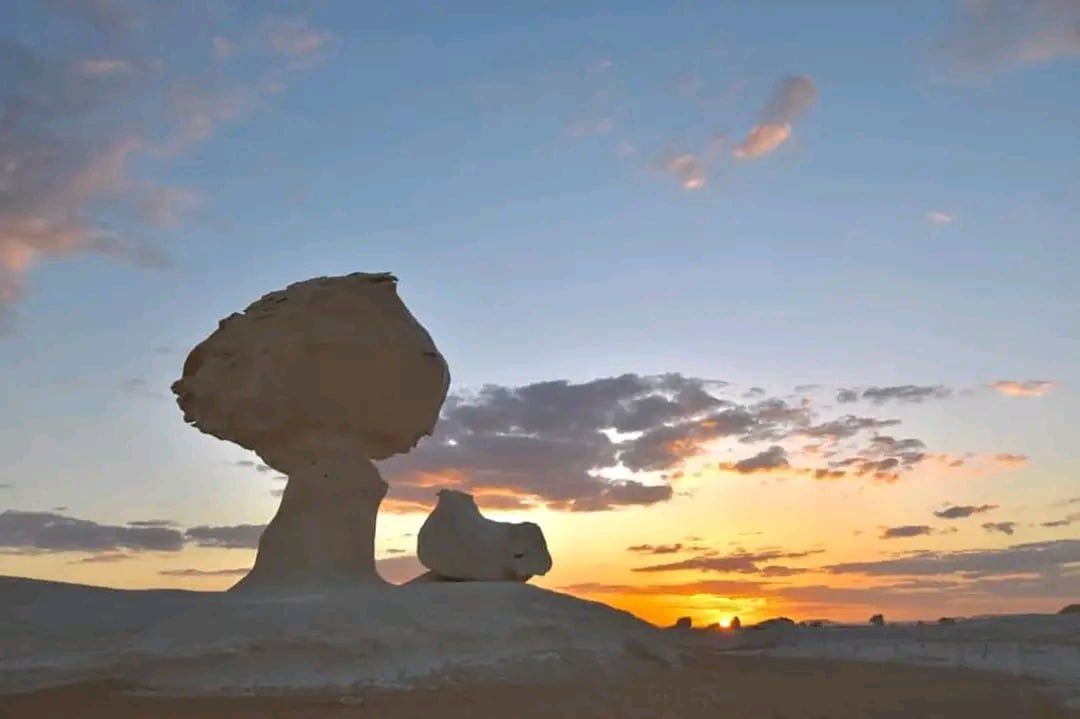 اشهر صخور الوادي الجديد اشهر صخور الوادي الجديد