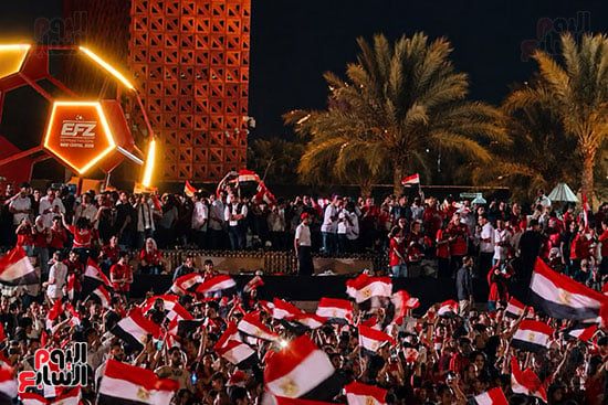 الفان زون يتحول إلى كرنفال احتفالي (3)