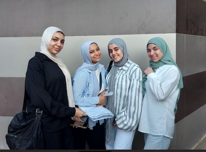 طلاب الثانوية العامة طلاب الثانوية العامة