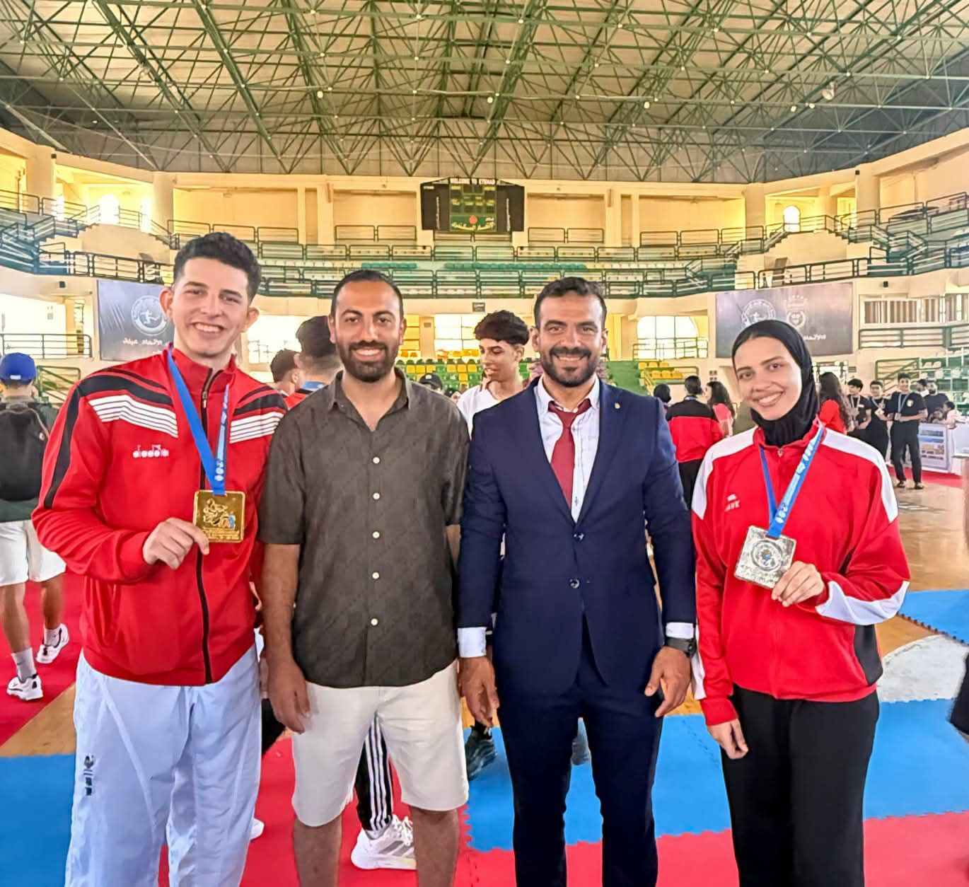 لاعبين النادى لاعبين النادى