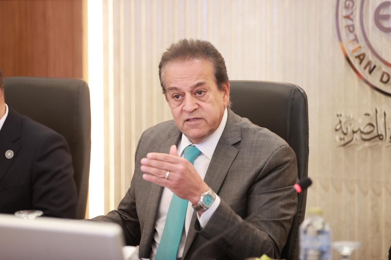 خالد عبد الغفار وزير الصحة خالد عبد الغفار وزير الصحة