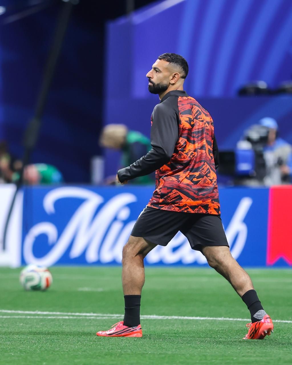 منتخب مصر ينهى عملية الإحماء (2) منتخب مصر ينهى عملية الإحماء (2)