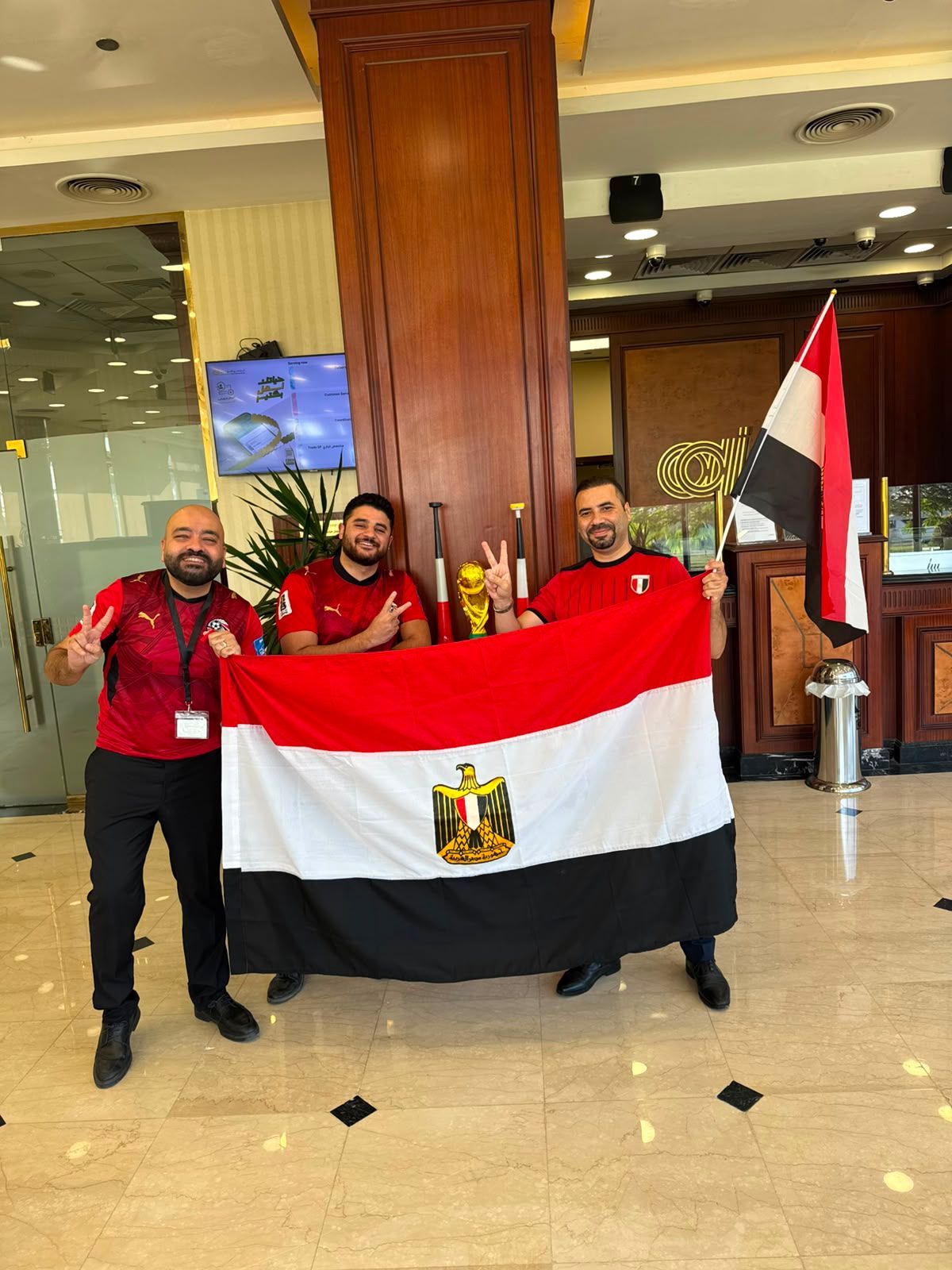 حماس في كل مكان… ودعم بلا حدود للمنتخب المصري (4) حماس في كل مكان… ودعم بلا حدود للمنتخب المصري (4)