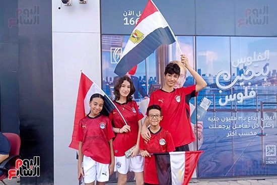 السعادة علي وجوه الجماهير السعادة علي وجوه الجماهير