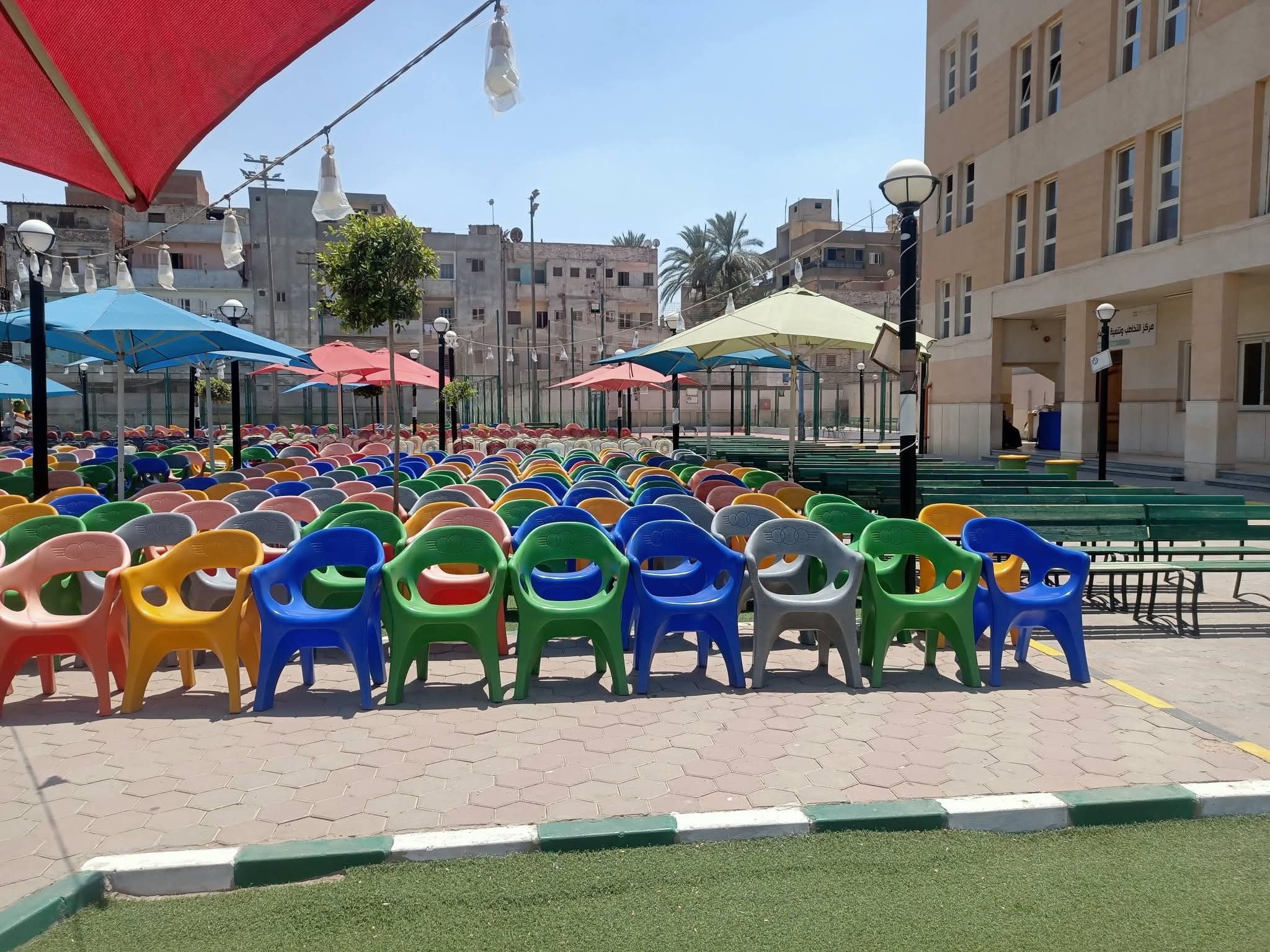 مركز التنمية الشبابية فى بلبيس يستقبل الجماهير لمتابعة مباراة مصر والأرجنتين (2) مركز التنمية الشبابية فى بلبيس يستقبل الجماهير لمتابعة مباراة مصر والأرجنتين (2)