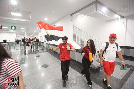 علم مصر في كل مكان داخل المونوريل علم مصر في كل مكان داخل المونوريل