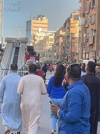 حريق-هائل-فى-برج-سكنى-بشارع-أسيوط-فى-سوهاج-(15) حريق-هائل-فى-برج-سكنى-بشارع-أسيوط-فى-سوهاج-(15)
