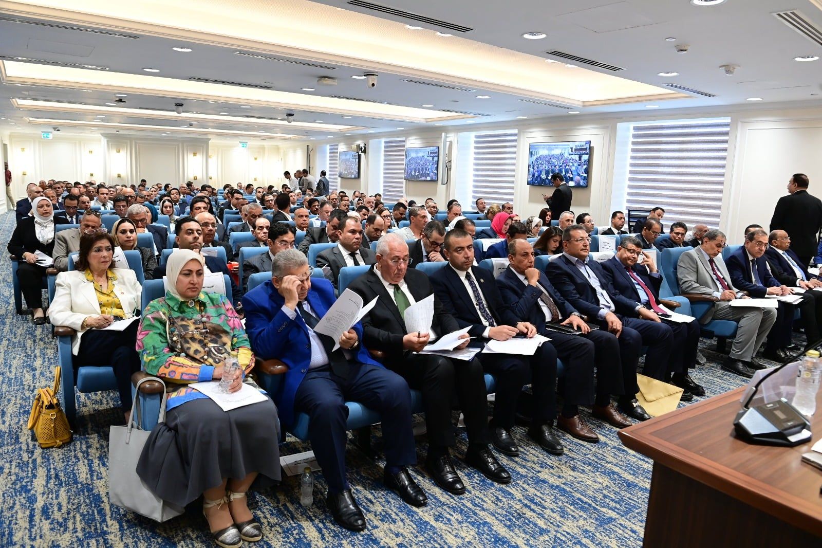 مناقشات مشروع قانون إعادة تنظيم جهاز مستقبل مصر للتنمية (1) مناقشات مشروع قانون إعادة تنظيم جهاز مستقبل مصر للتنمية (1)