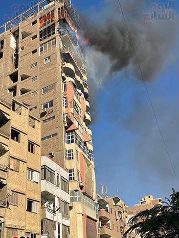 حريق-هائل-فى-برج-سكنى-بشارع-أسيوط-فى-سوهاج-(10) حريق-هائل-فى-برج-سكنى-بشارع-أسيوط-فى-سوهاج-(10)
