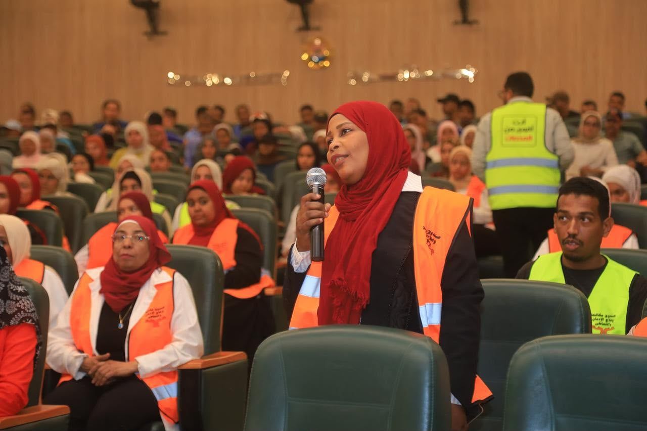 مشاركة الطلاب والمتطوعين بصندوق مكافحة الإدمان فى فعاليات افتتاح بيت التطوع بجامعة أسوان مشاركة الطلاب والمتطوعين بصندوق مكافحة الإدمان فى فعاليات افتتاح بيت التطوع بجامعة أسوان