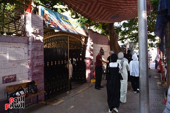 قطار الثانوية العامة يصل محطة الفيزياء والتاريخ (7) قطار الثانوية العامة يصل محطة الفيزياء والتاريخ (7)