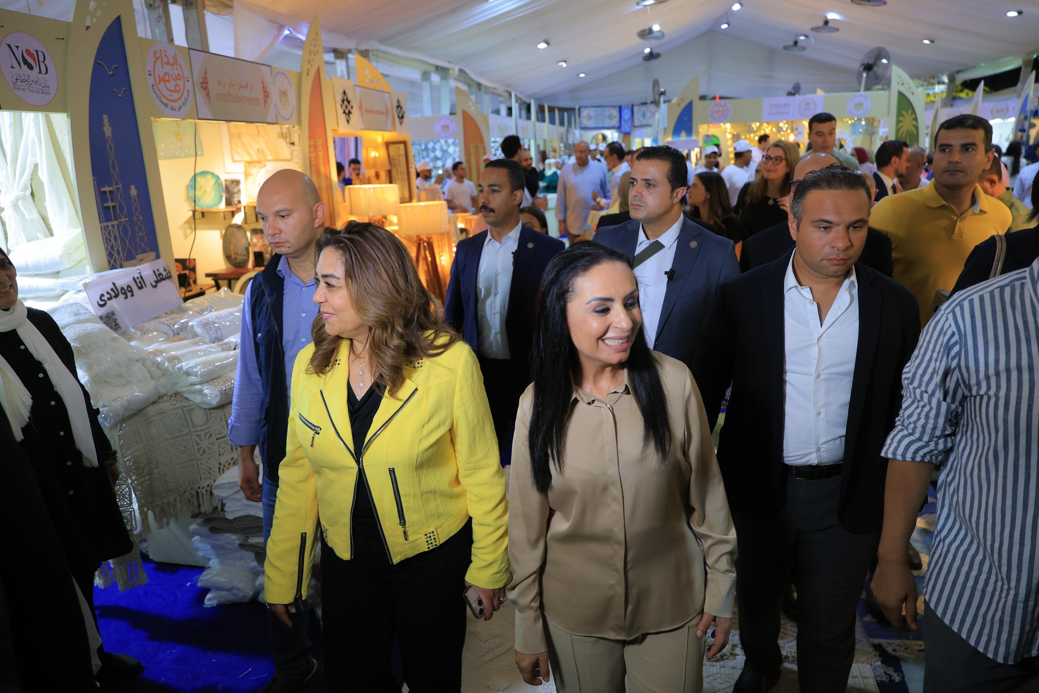 خلال افتتاح معرض ديارنا للحرف اليدوية والتراثية بمارينا 4 الساحل خلال افتتاح معرض ديارنا للحرف اليدوية والتراثية بمارينا 4 الساحل