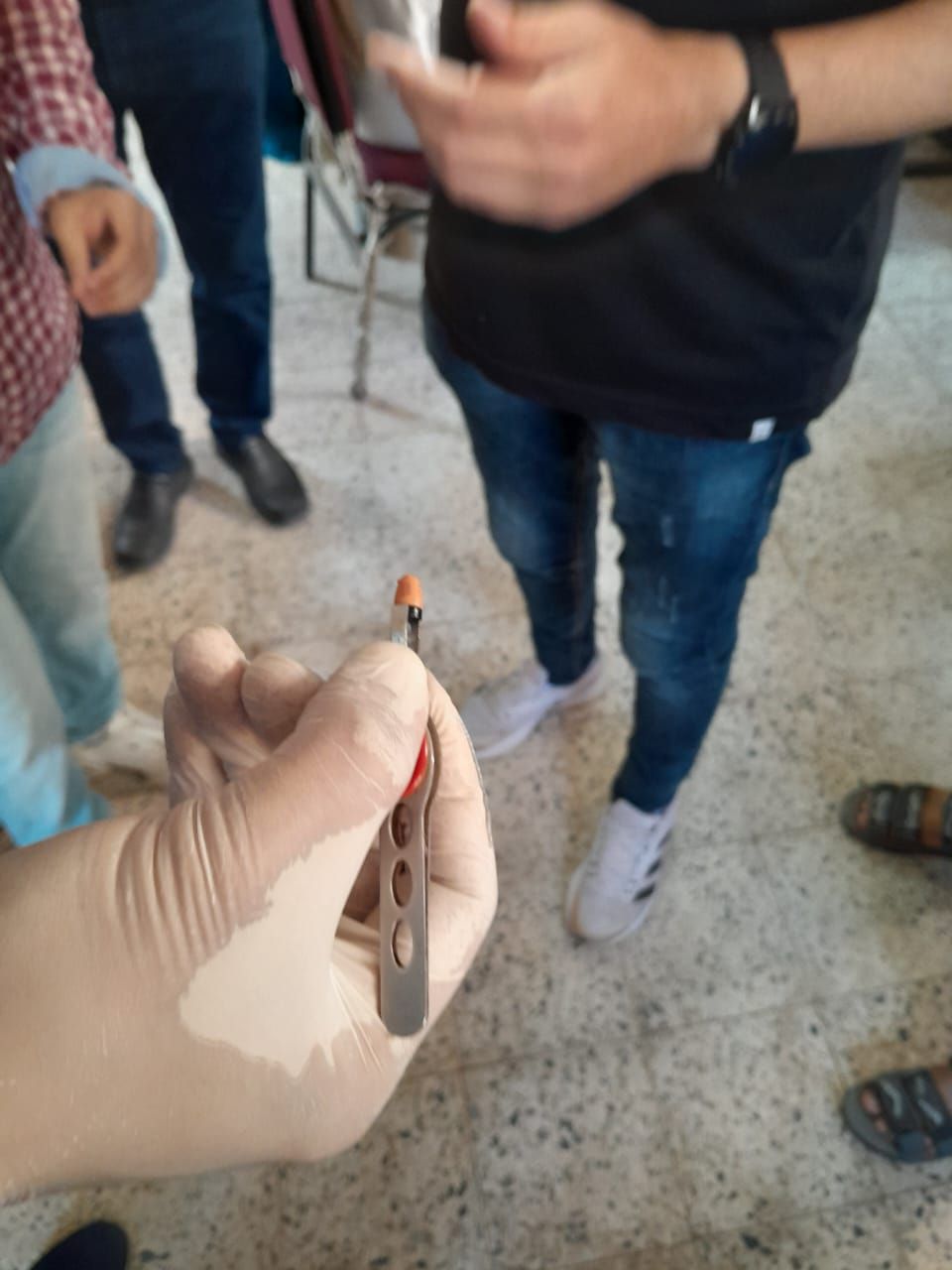 السماعة المستخدمة فى الغش بامتحانات الثانوية العامة