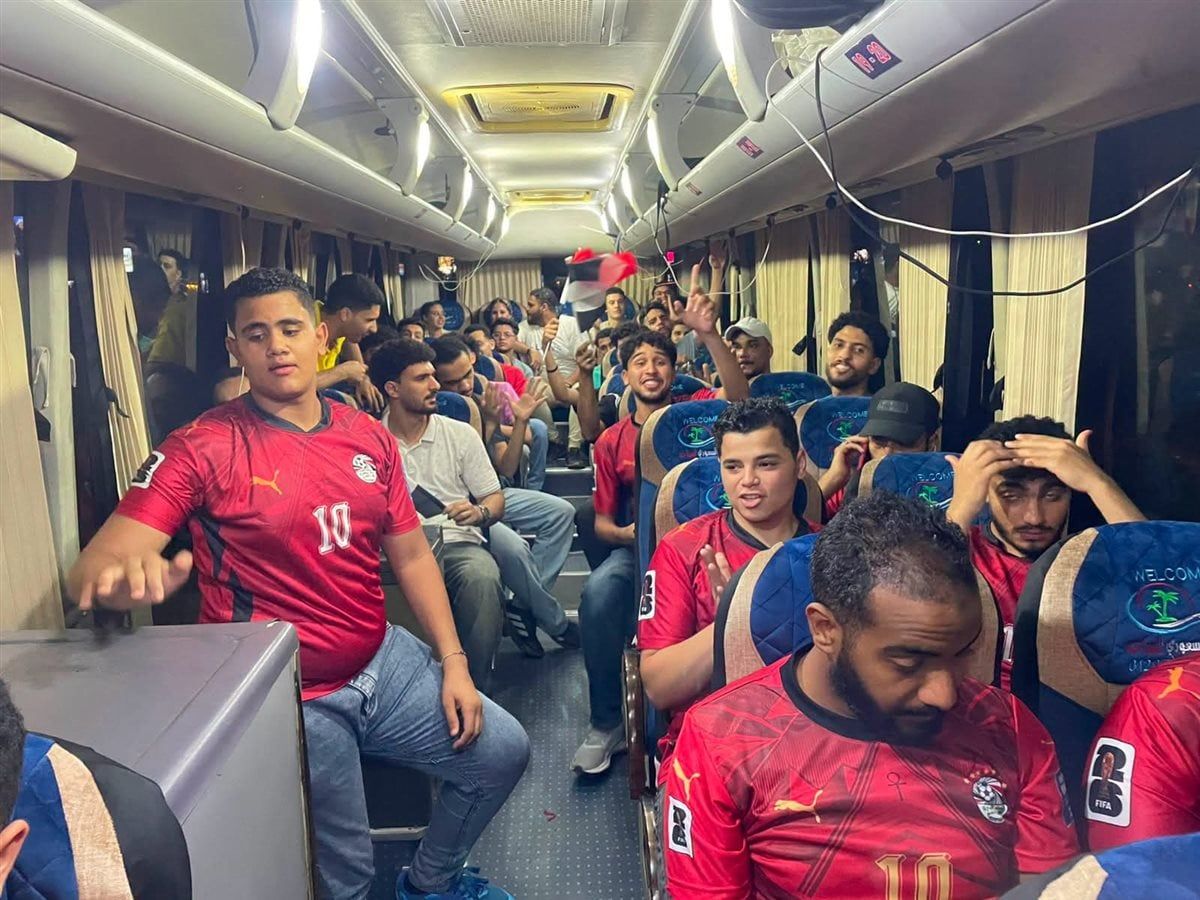 توافد الجماهير على مدينة العلمين الجديدة (1) توافد الجماهير على مدينة العلمين الجديدة