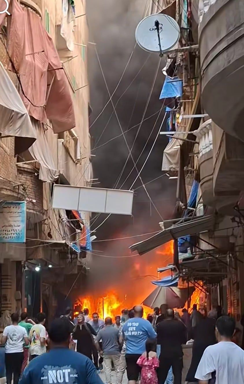 حريق في منطقة الفلكي بالإسكندرية حريق في منطقة الفلكي بالإسكندرية