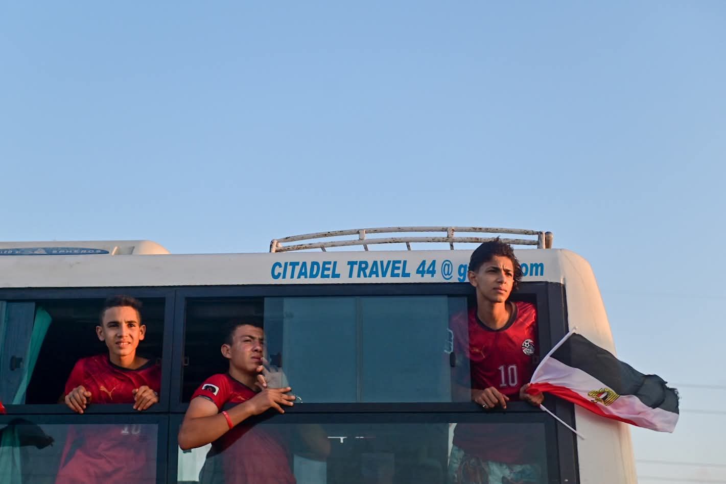 توافد جماهير منتخب مصر (2) توافد جماهير منتخب مصر