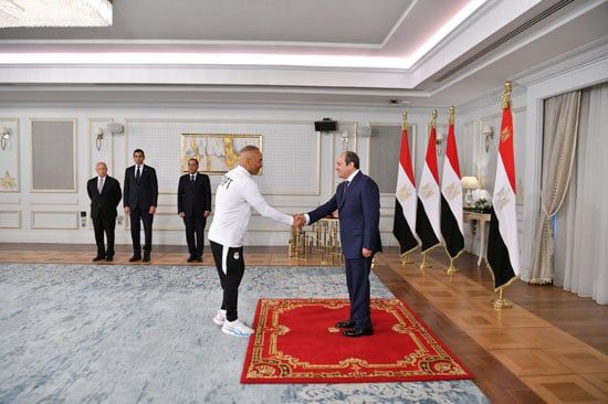 الرئيس عبد الفتاح السيسى وإبراهيم حسن الرئيس عبد الفتاح السيسى وإبراهيم حسن