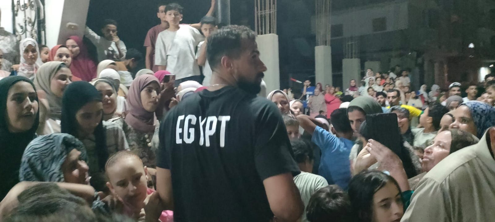قرية النجع تستقبل محمد علاء حارس منتخب مصر قرية النجع تستقبل محمد علاء حارس منتخب مصر