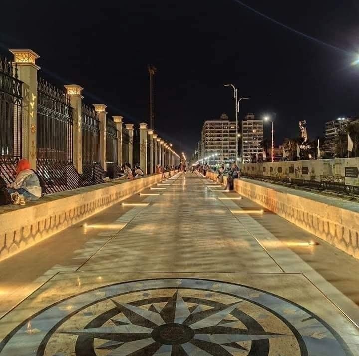 اماكن الجلوس بالممشي اماكن الجلوس بالممشي