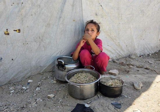 ظروف أنسانية قاسية فى قطاع غزة ظروف أنسانية قاسية فى قطاع غزة