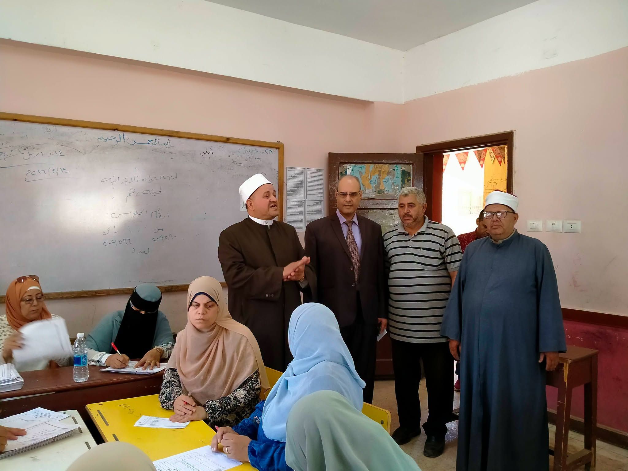 خلال متابعة اعمال تصحيح امتحانات الثانوية الازهرية خلال متابعة اعمال تصحيح امتحانات الثانوية الازهرية