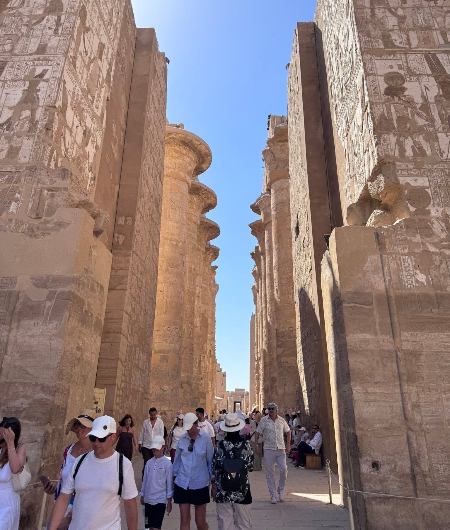 الزيارات السياحية فى معابد الأقصر الزيارات السياحية فى معابد الأقصر