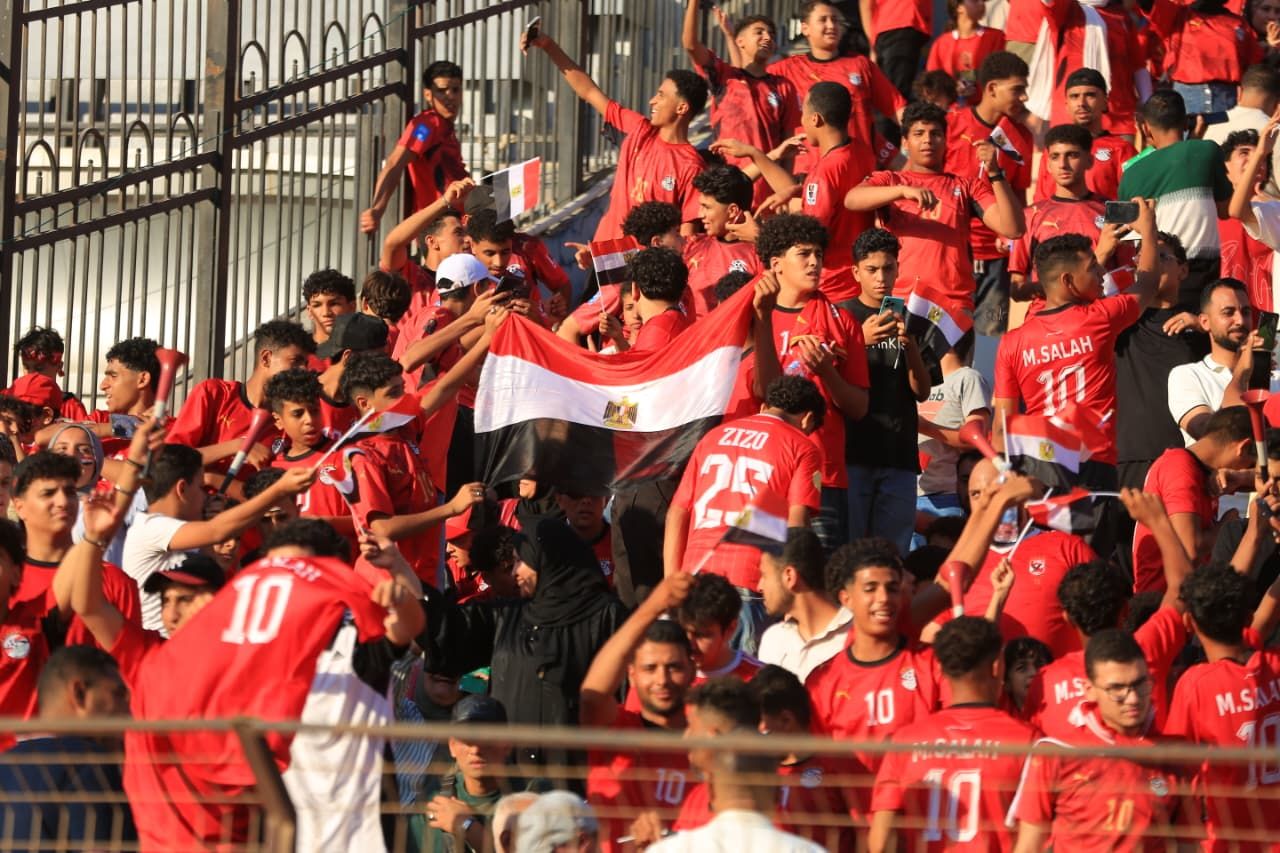 الجماهير المصرية باستاد القاهرة 2 الجماهير المصرية باستاد القاهرة 2