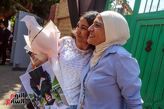 فرحة اولياء الامور لسهولة الامتحان فرحة اولياء الامور لسهولة الامتحان