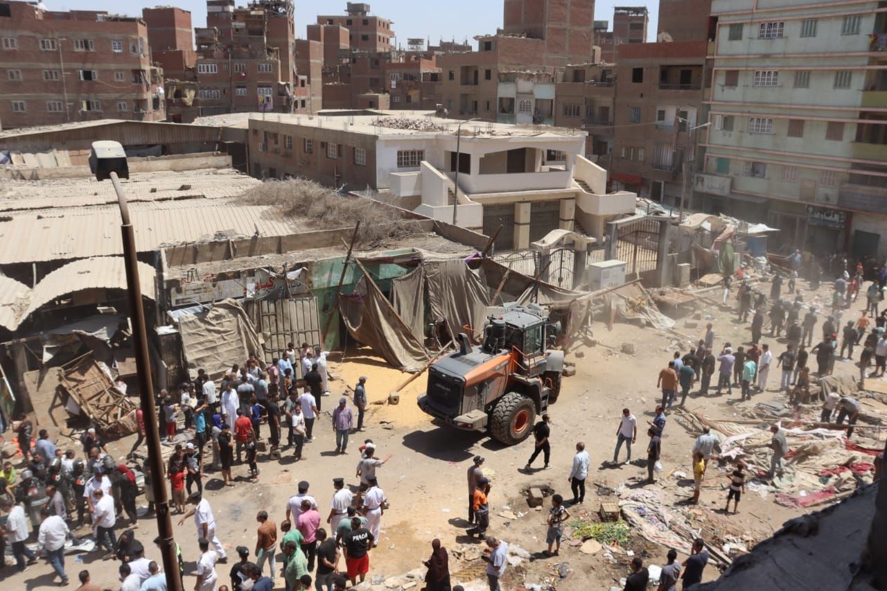 بعد رفع الإشغالات بالسوق بعد رفع الإشغالات بالسوق