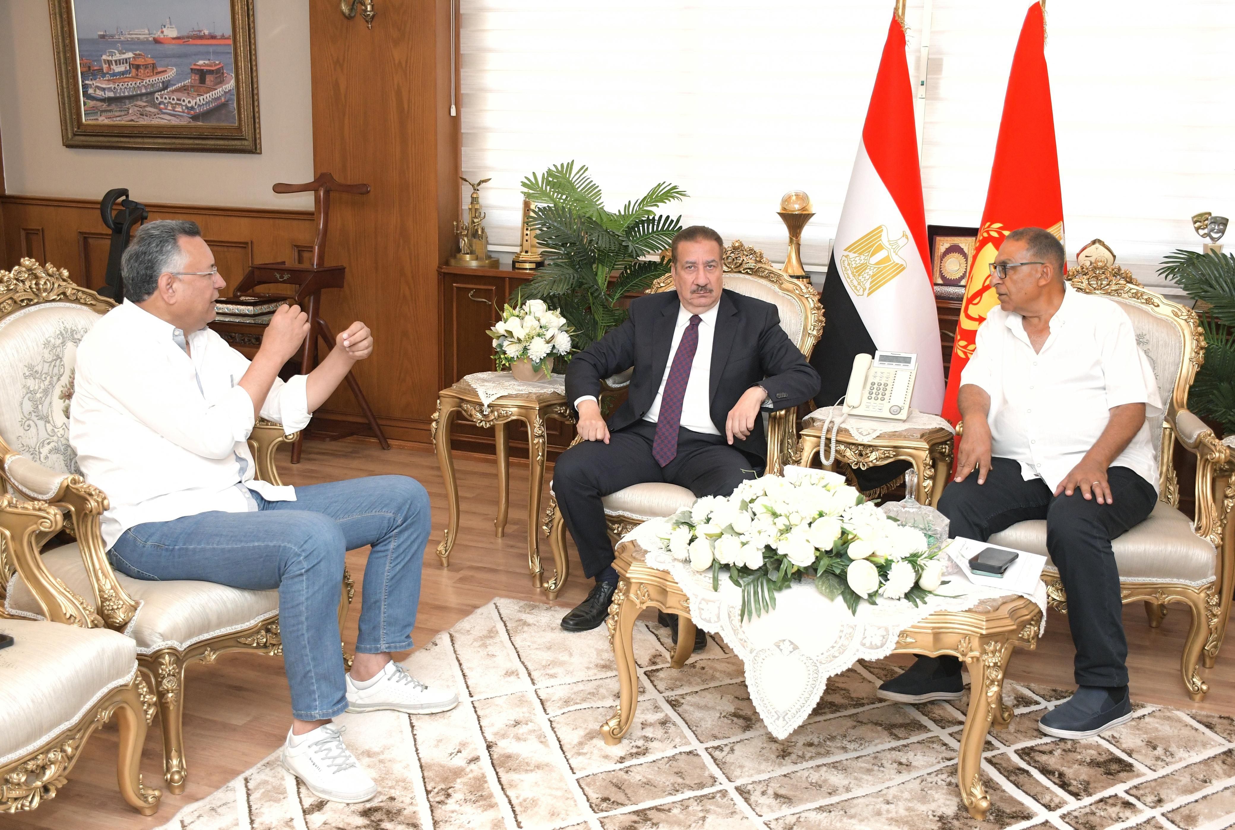 مجلس المصري ومحافظ بورسعيد مجلس المصري ومحافظ بورسعيد