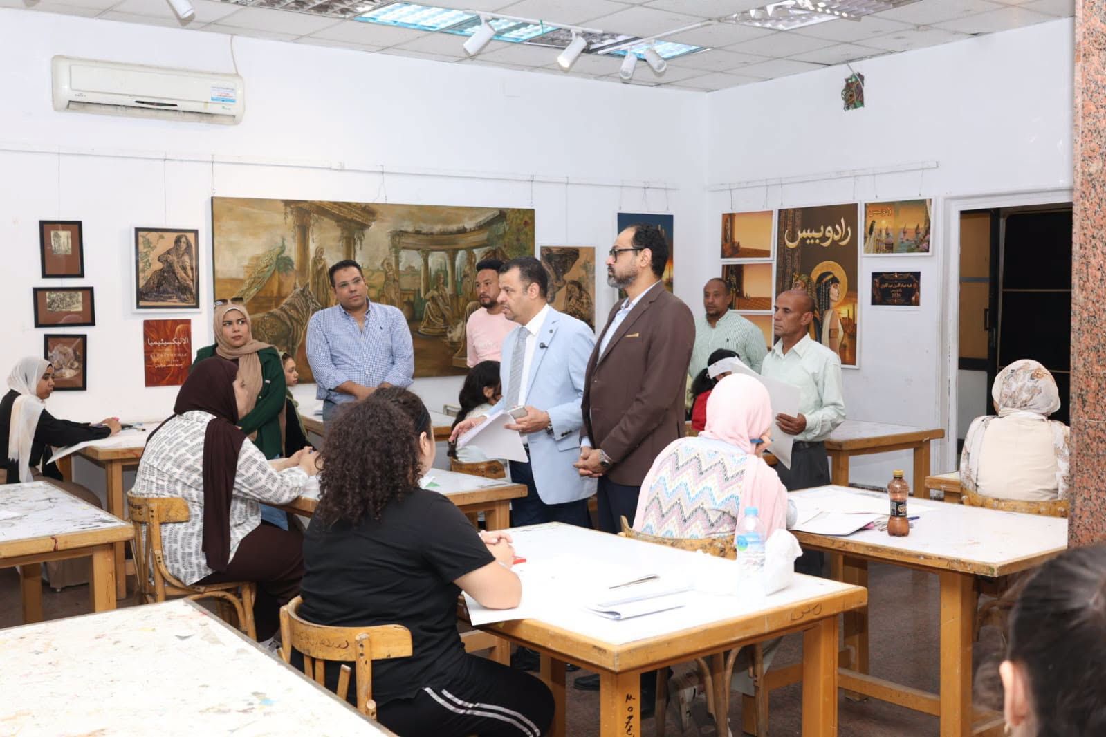 إطلاق اختبارات القدرات بكلية الفنون الجميلة لفتح بوابة الإبداع إطلاق اختبارات القدرات بكلية الفنون الجميلة لفتح بوابة الإبداع