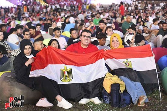 علم مصر في كل مكان داخل فان زون علم مصر في كل مكان داخل فان زون