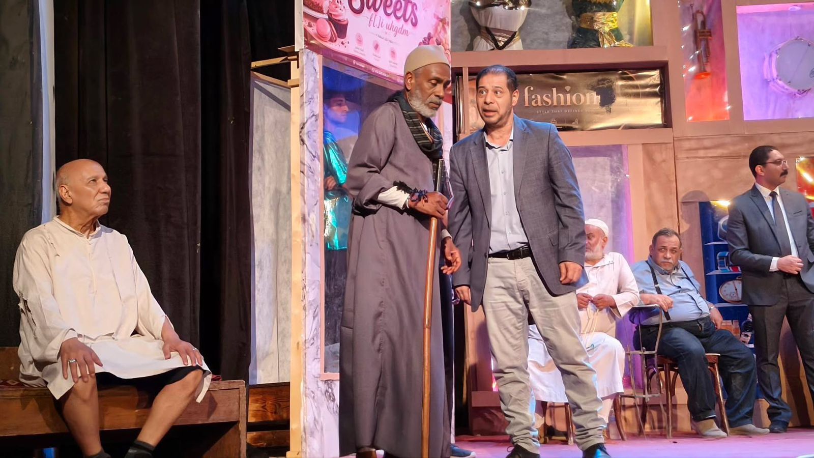 جانب من الأنشطة (2) جانب من الأنشطة (2)