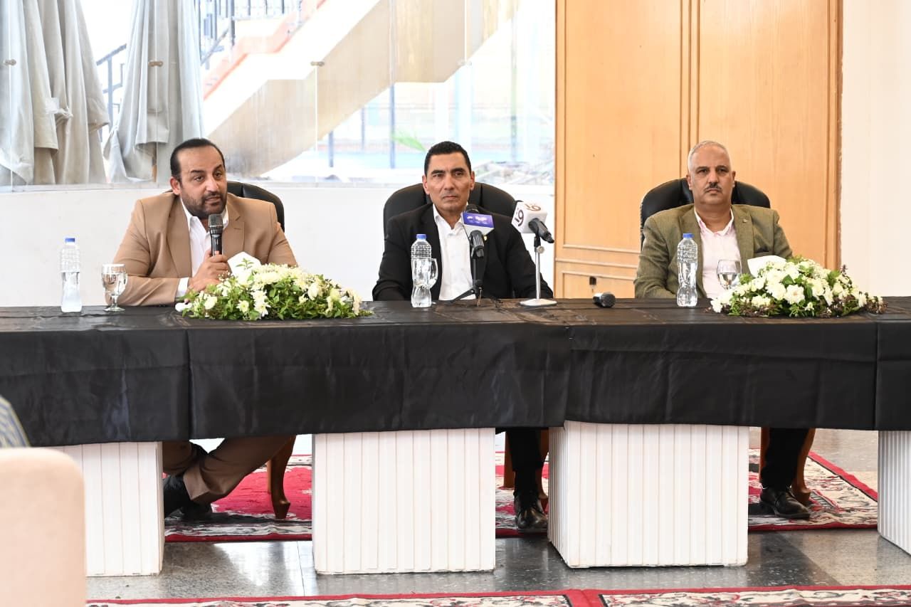 زيارة وزير الشباب والرياضة لنادى الصجفيين (5) زيارة وزير الشباب والرياضة لنادى الصجفيين (5)