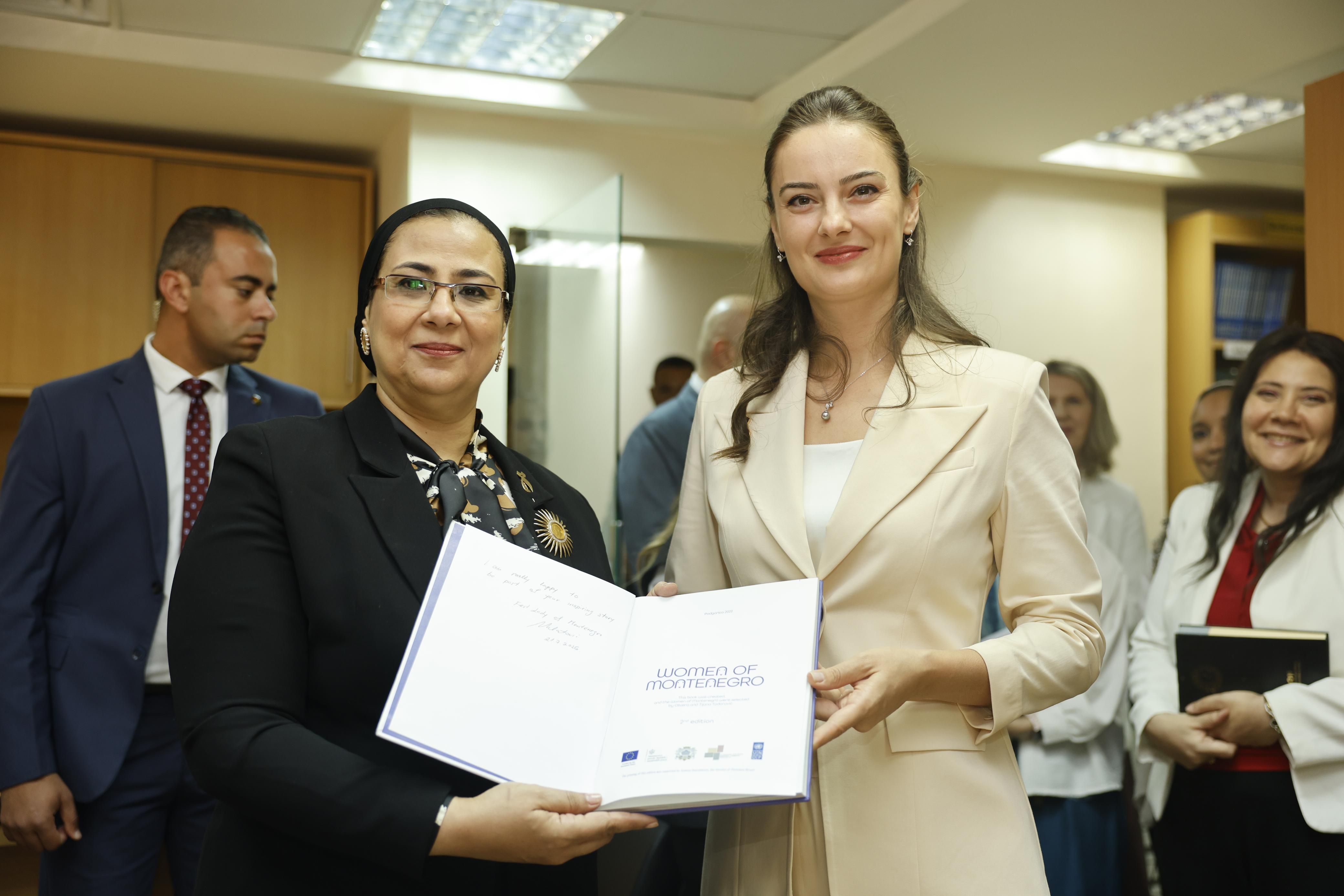 أمل عمار تستقبل قرينة رئيس جمهورية مونتينيجرو لبحث سبل تعزيز التعاون (7) أمل عمار تستقبل قرينة رئيس جمهورية مونتينيجرو لبحث سبل تعزيز التعاون (7)