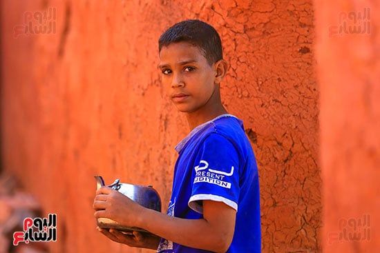 عامل صناعة الطوب عامل صناعة الطوب