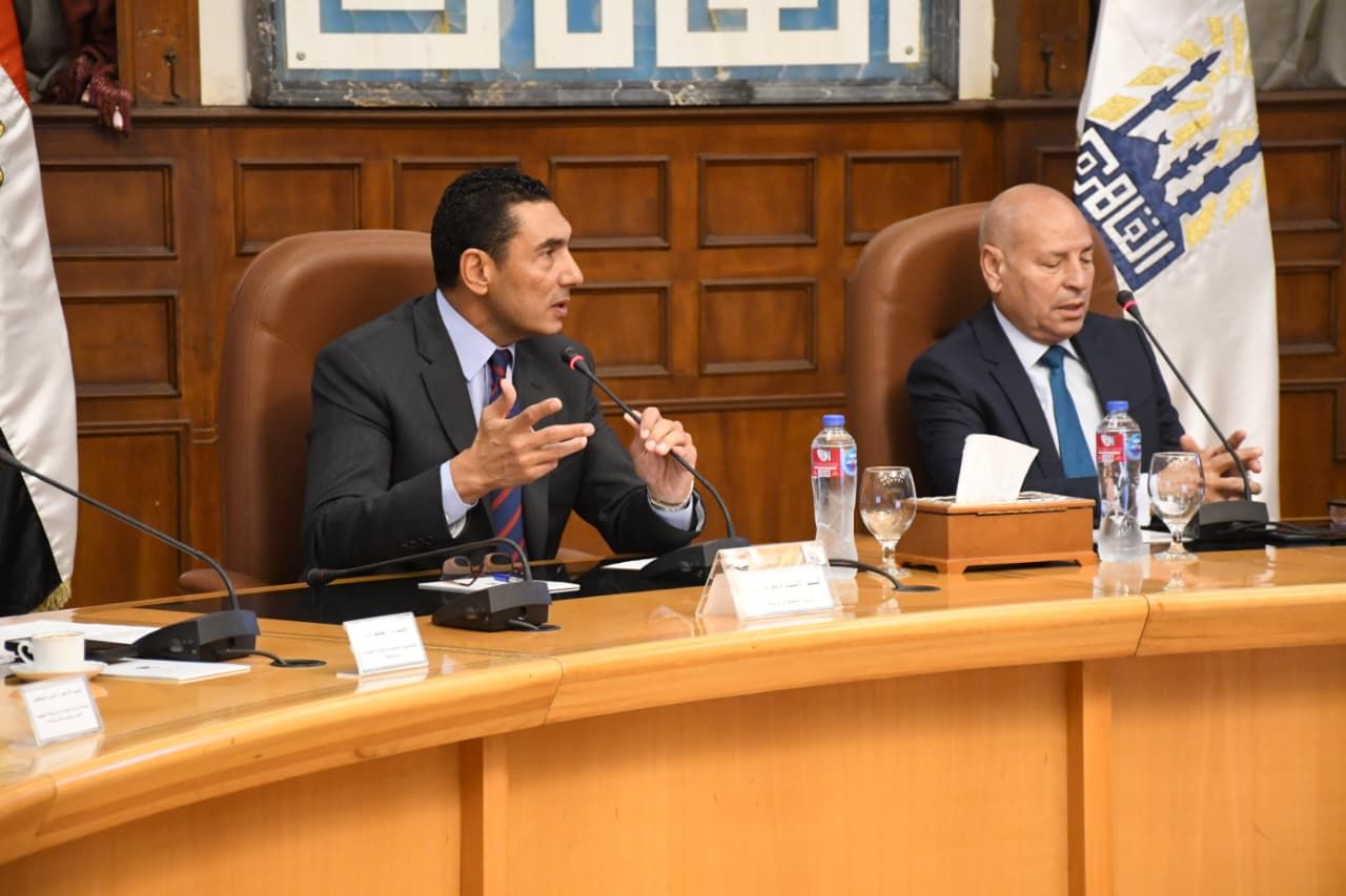 محافظ القاهرة يستقبل وزير الرياضة محافظ القاهرة يستقبل وزير الرياضة