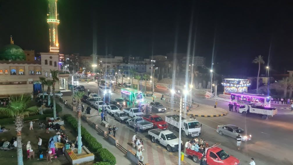 الطفطف وسيلة للتنقل بين الشواطئ الطفطف وسيلة للتنقل بين الشواطئ