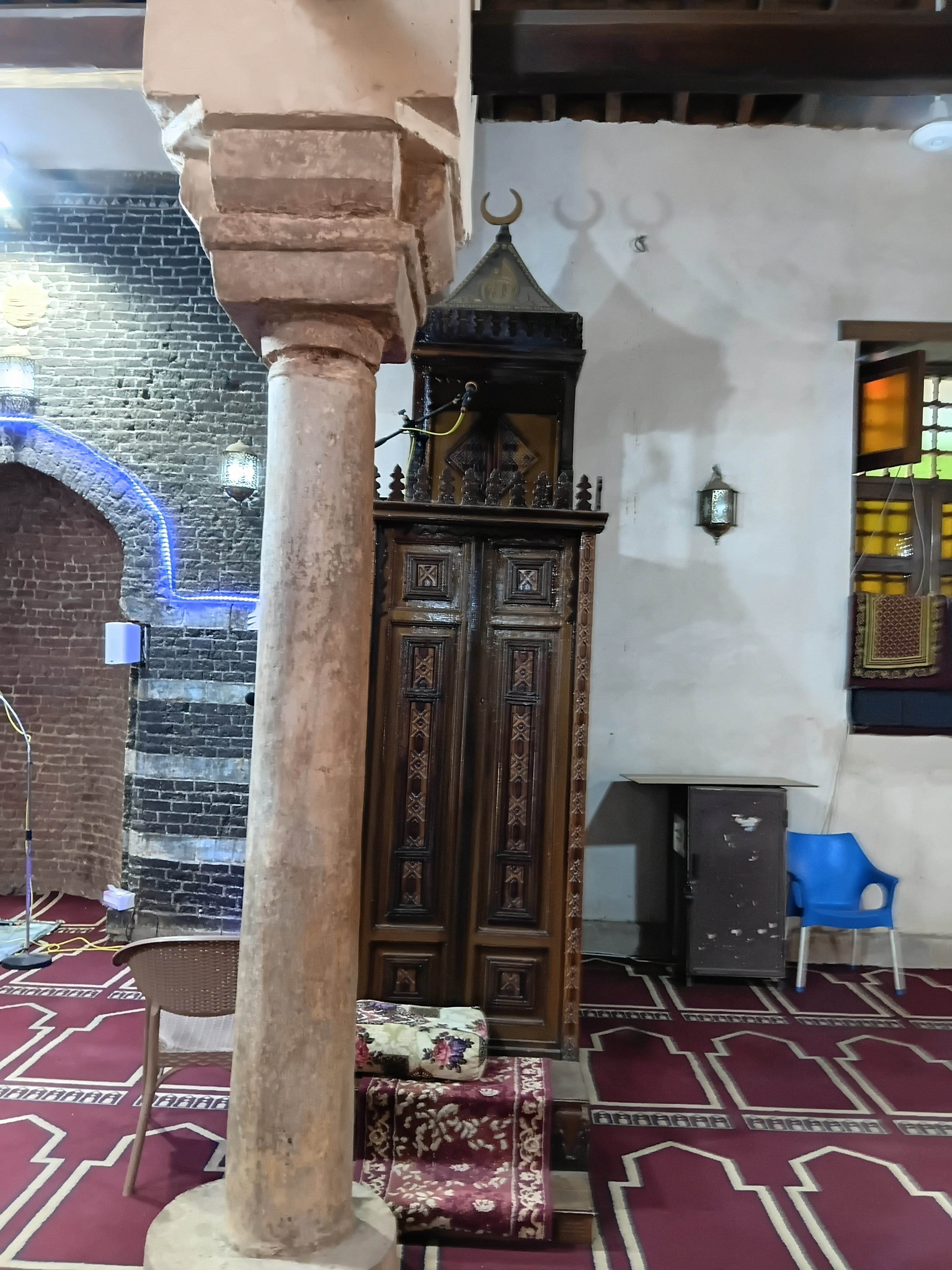 المنبر والمحراب المنبر والمحراب