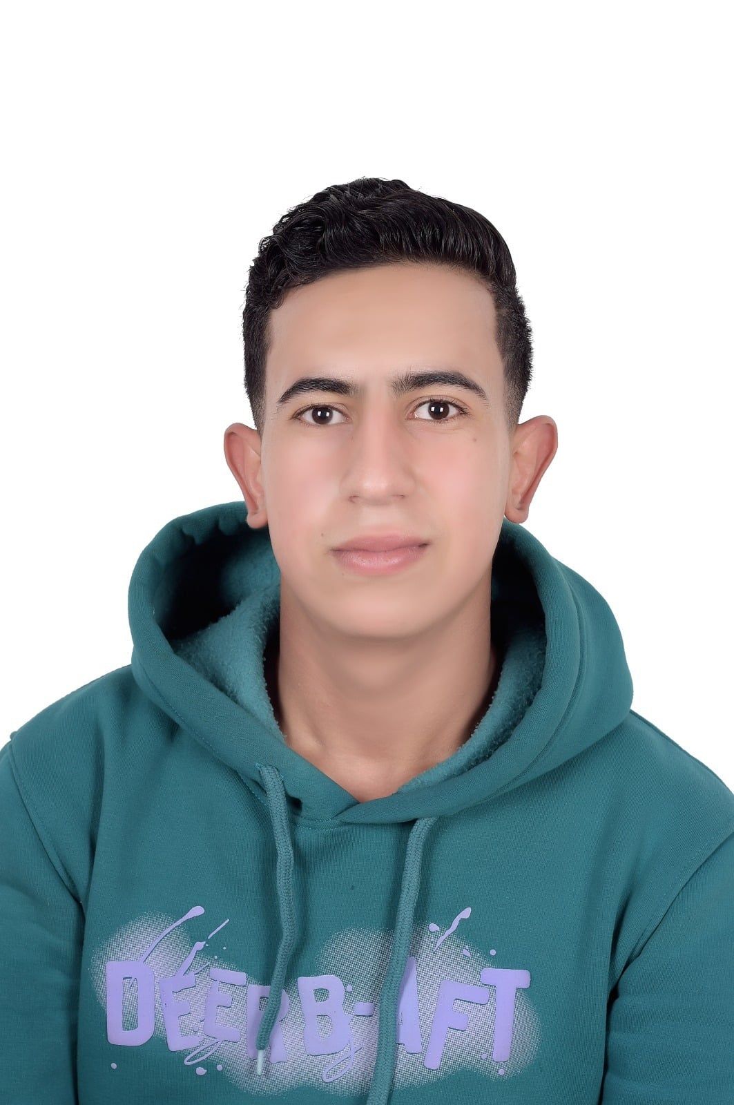 الطالب عمر منصور الاول على الثانوية الأزهرية علمى الطالب عمر منصور الاول على الثانوية الأزهرية علمى