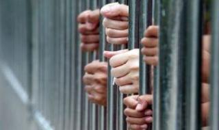 الإعدام
لعاطل
بتهمة
التخلص
من
والدته
فى
قنا