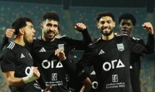 الفار
يحرم
زد
من
تعزيز
تقدمه
أمام
الأهلى
بثنائية