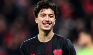 مشاركة
أساسية..
مازة
يقود
ليفركوزن
للعودة
بنقطة
ثمينة
من
هايدنهايم