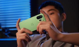 ون
      بلس
      تكشف
      عن
      OnePlus
      15T..
      هاتف
      رائد
      ببطارية
      ضخمة