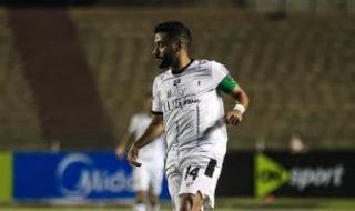 محمد
عبد
العاطى:
رغبة
المدرب
حرمتنى
من
الزمالك..
وكنا
متخوفين
من
محمد
الشيخ