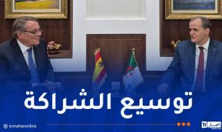 رزيق
يتباحث
سبل
تعزيز
التعاون
التجاري
وترقية
المبادلات
مع
إسبانيا