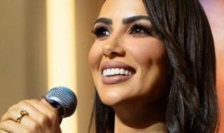 شيماء
هلالى
تفتتح
الدورة
الخمسين
لمهرجان
دُڨة
الدولى
بتونس