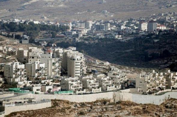 قبل رحيل ترامب.. إسرائيل تقر بناء منازل جديدة للمستوطنين بالضفة الغربية